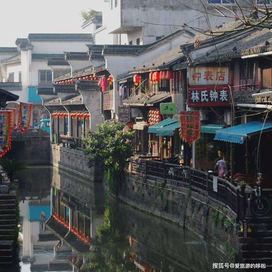 徐家汇商圈年味正浓,邀你一起“寻龙”过大年!|爱申活暖心春